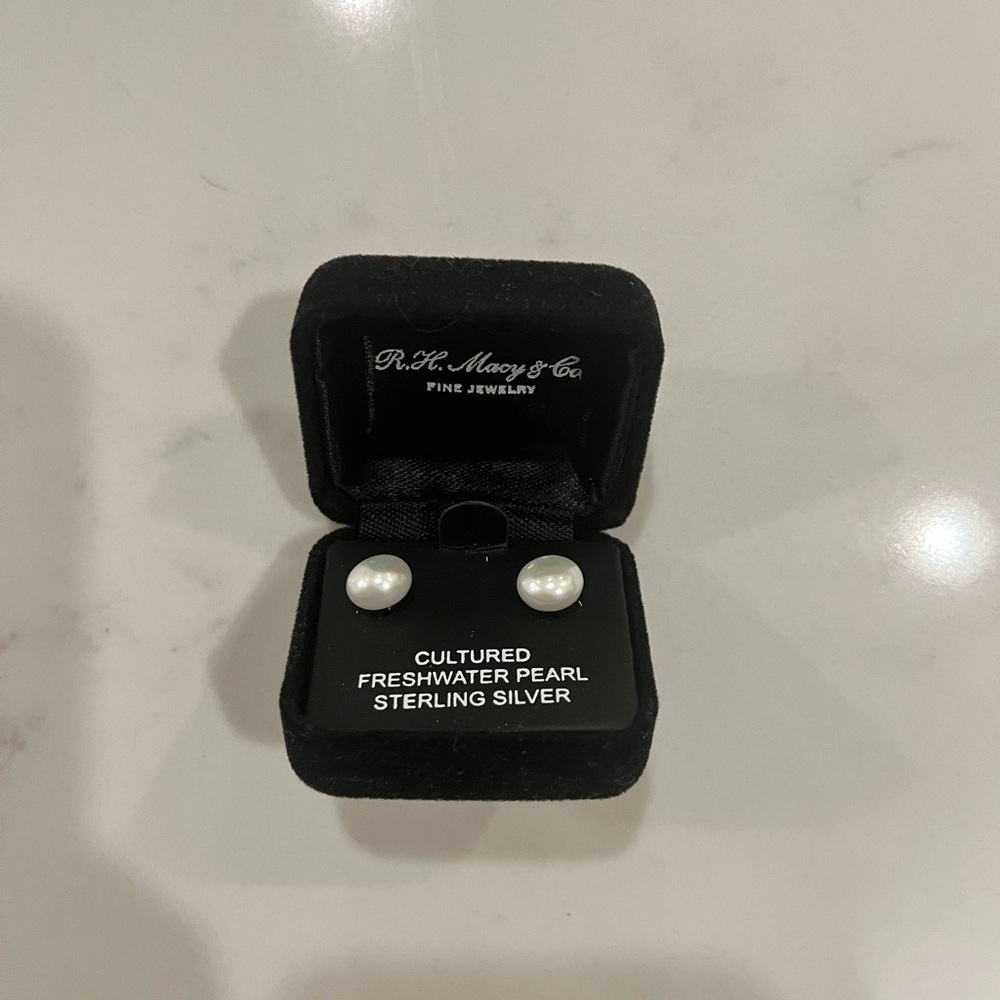R.H. Macy & Co Pearl Studs